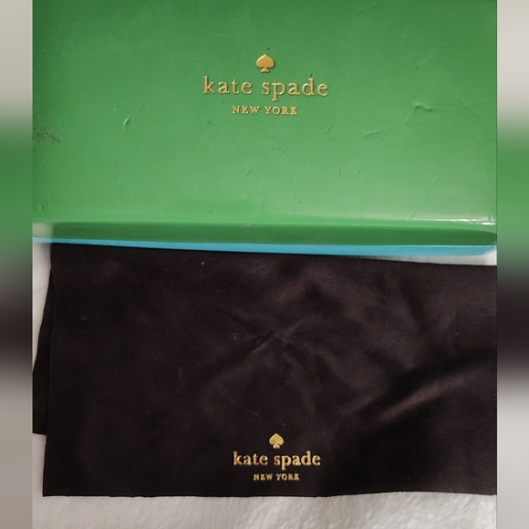 Kate Spade New York sunglasses with case